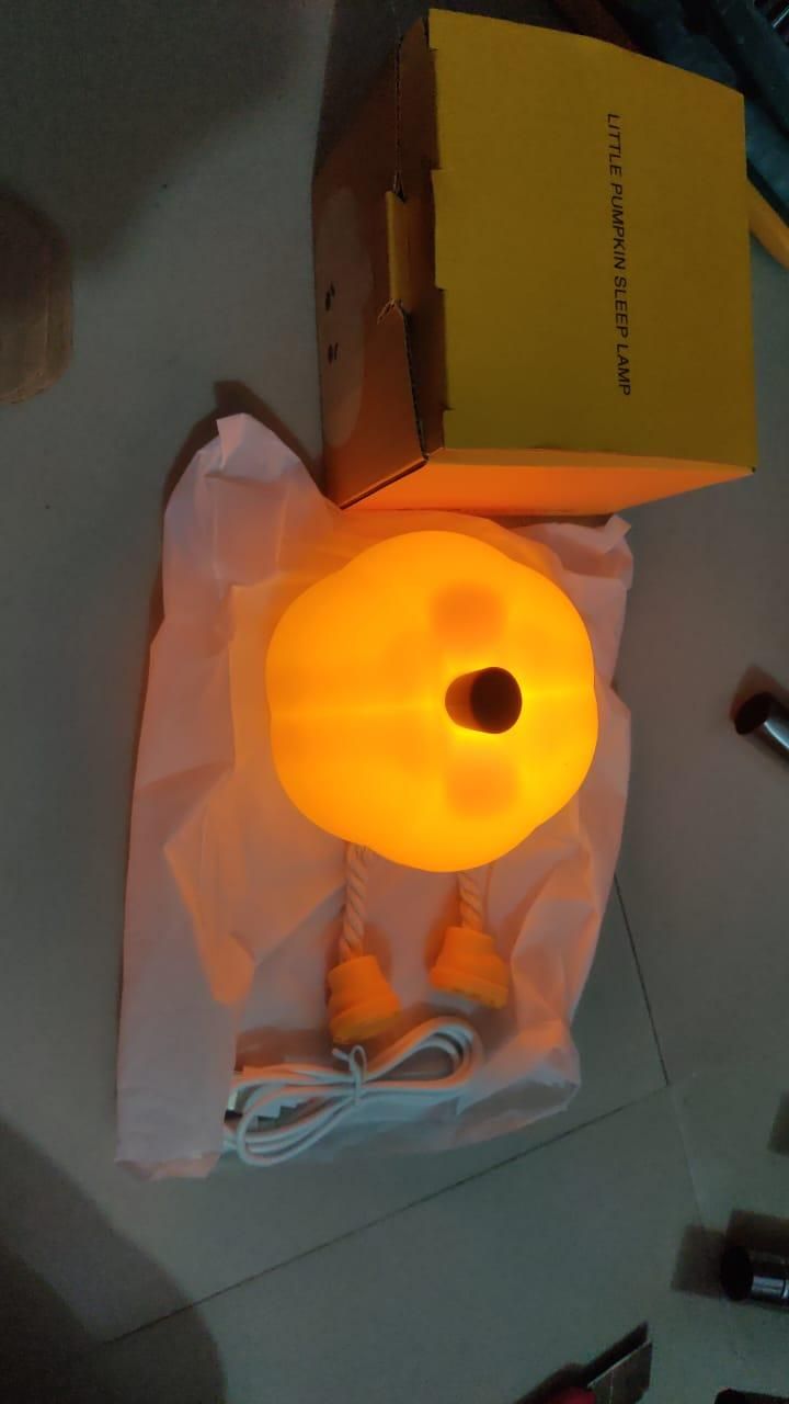 Silicone Pumpkin Mood Lamp – Cute & Soft Night Light